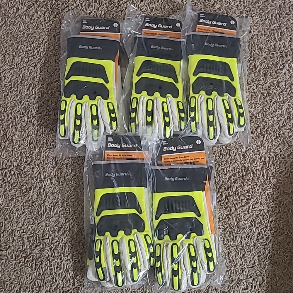 Body guard safety gear winter gloves size Large Set Of 5